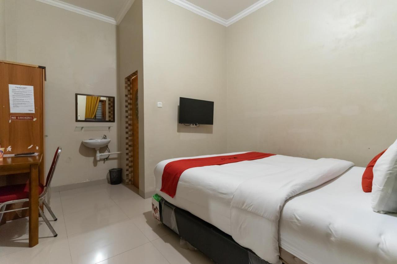Hotel Reddoorz At Joyce Medan